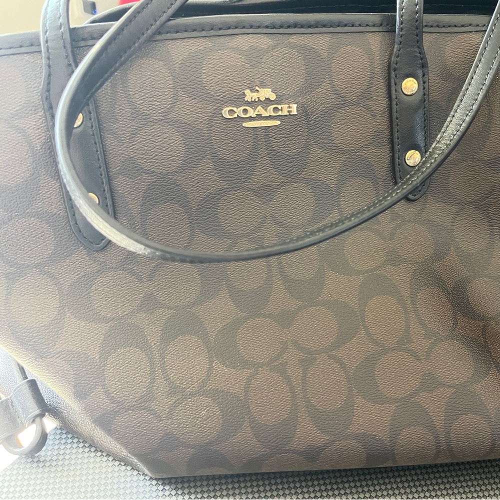 Ladies Coach Purse